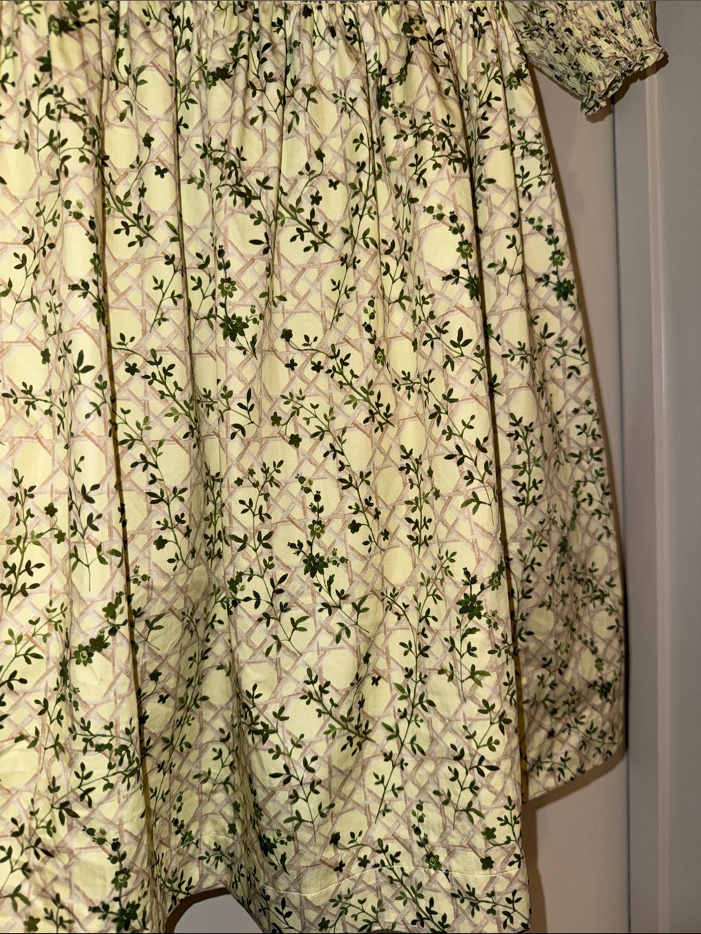 Hill house nap dress size medium. Close picture for color reference - Picture 2 of 2